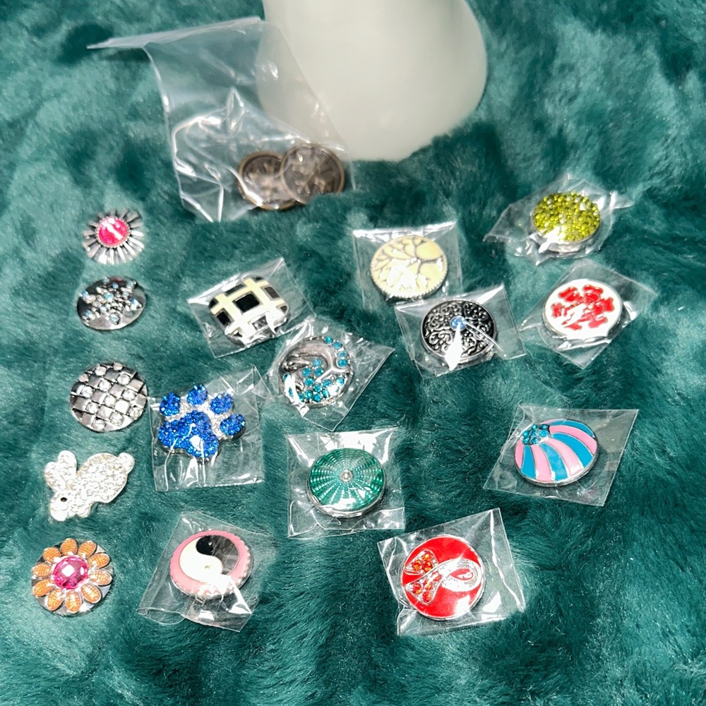 Interchangeable Snap Leather Bracelet with Decora… - image 4